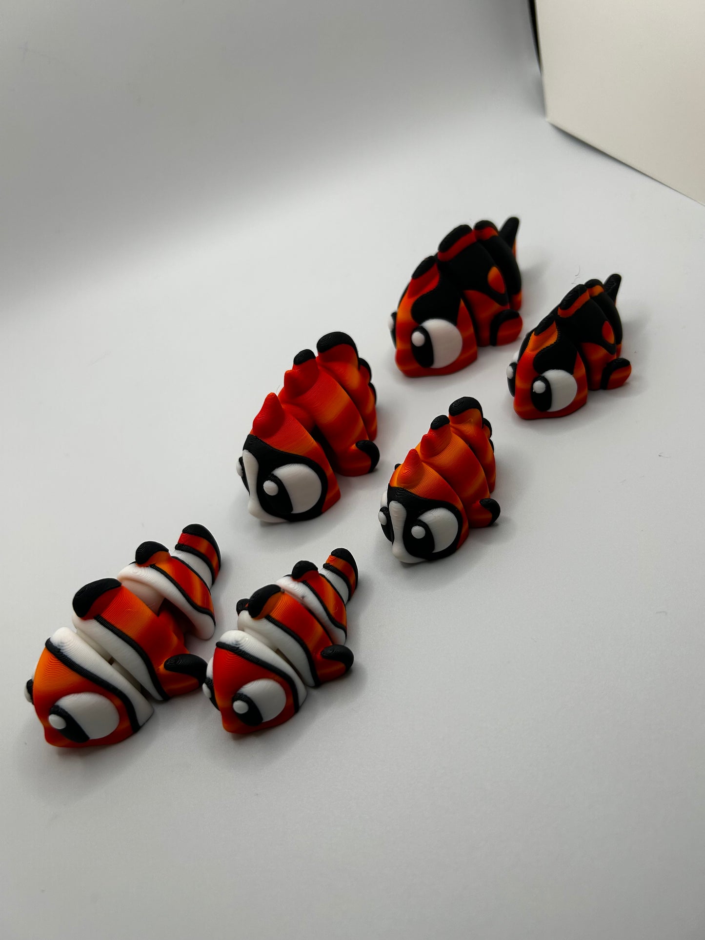 TropiFish – Articulating 3D Printed Tropical Fish with Optional Tank