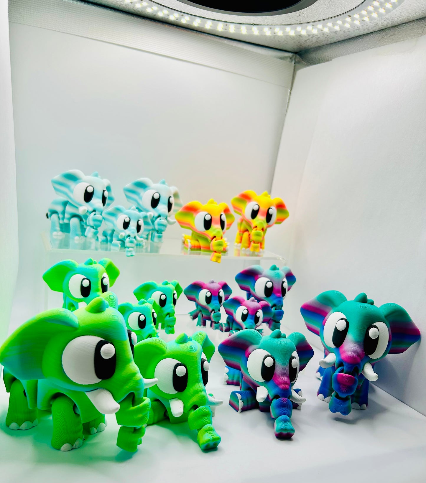3D Printed Elephants - Articulating Toy / Desk Pet