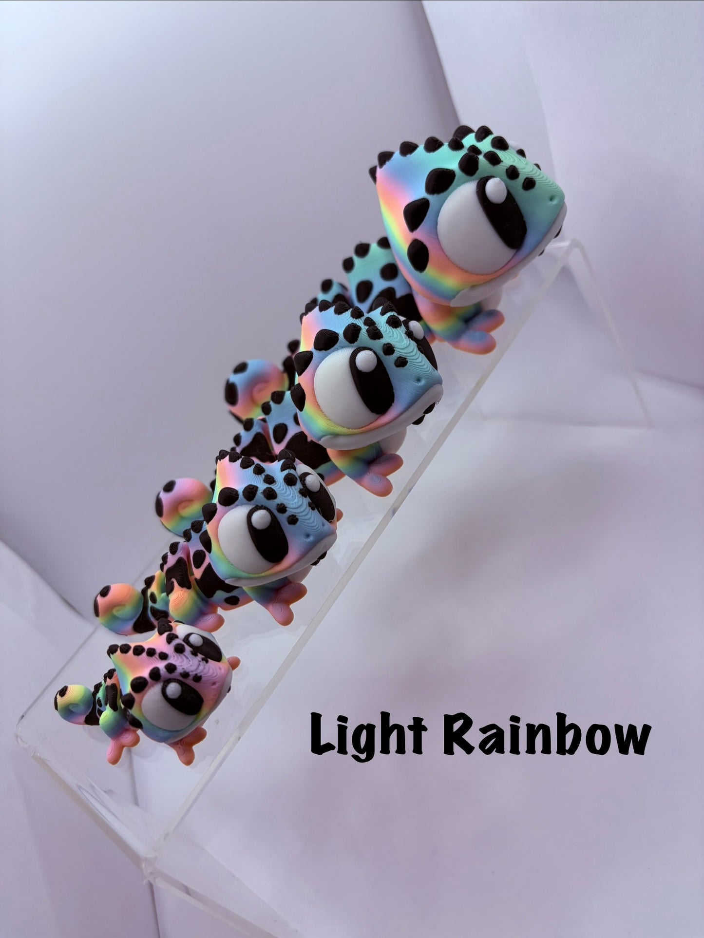 3D Printed Chameleons - Articulating Toy / Desk Pet