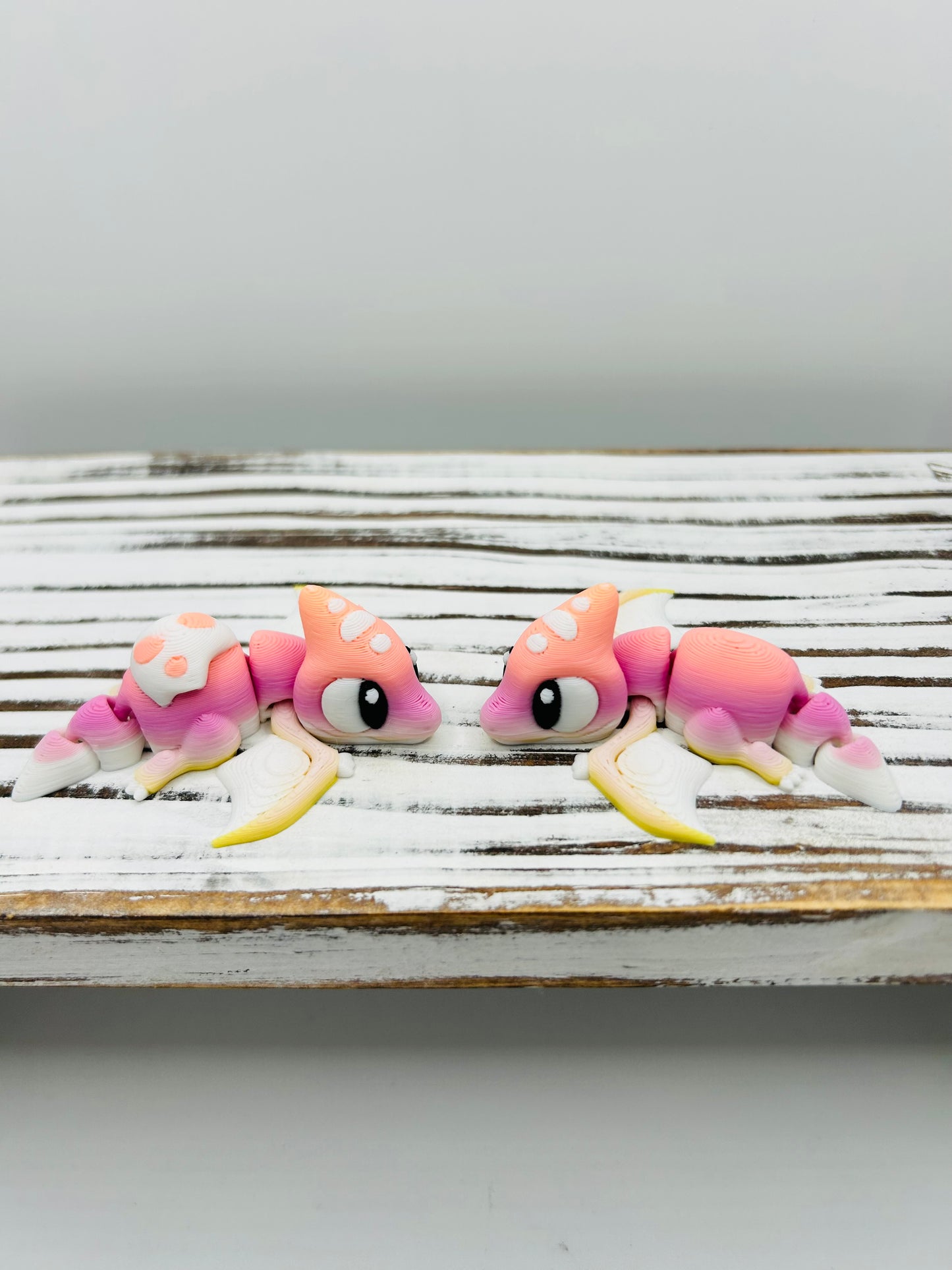 3D Printed Articulated Pterodactyls: Articulated Fidget Toy / Desk Pet / Dino Addition