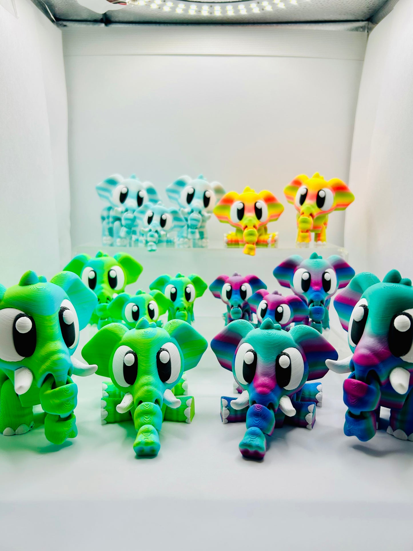 3D Printed Elephants - Articulating Toy / Desk Pet