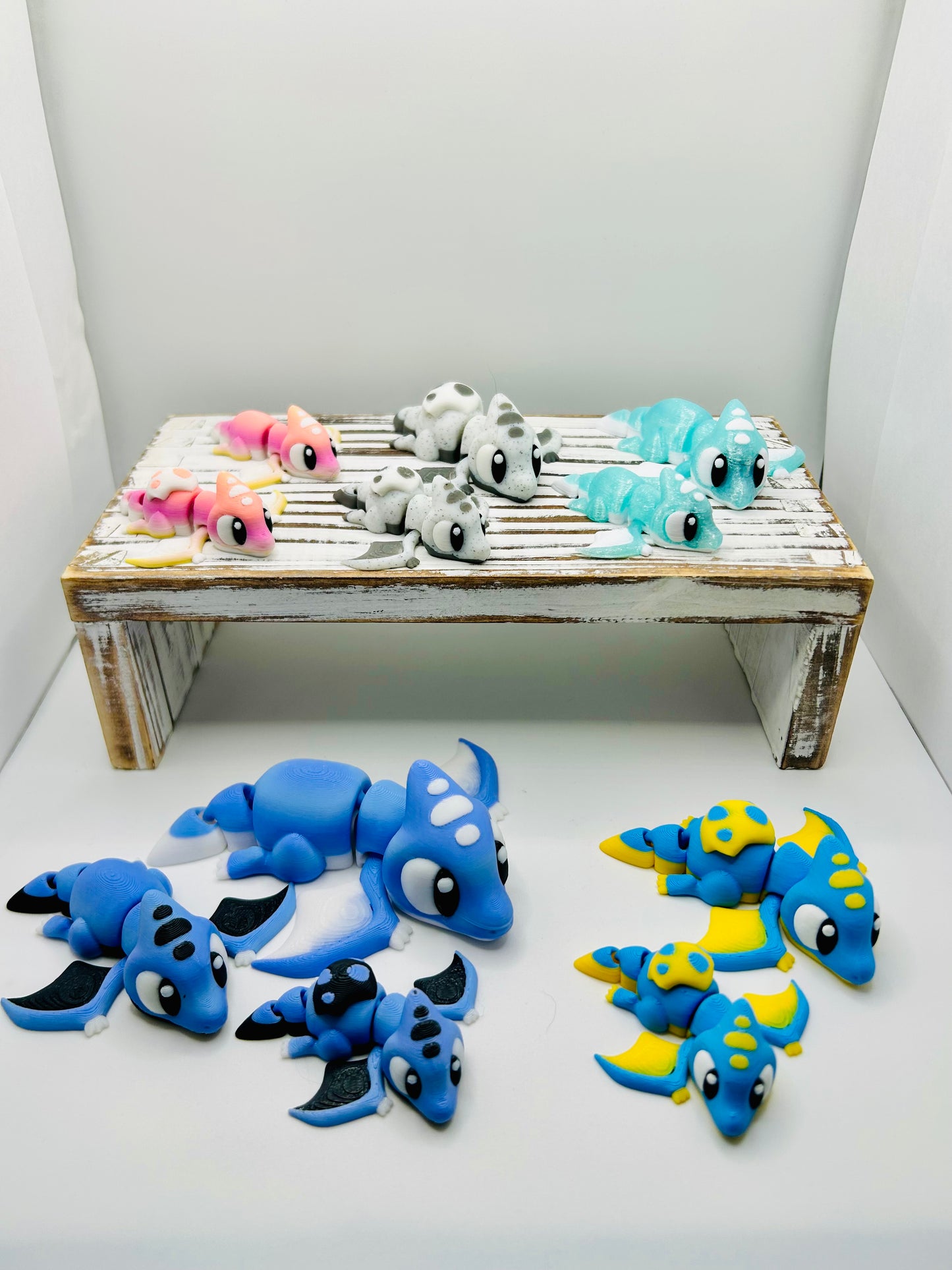 3D Printed Articulated Pterodactyls: Articulated Fidget Toy / Desk Pet / Dino Addition