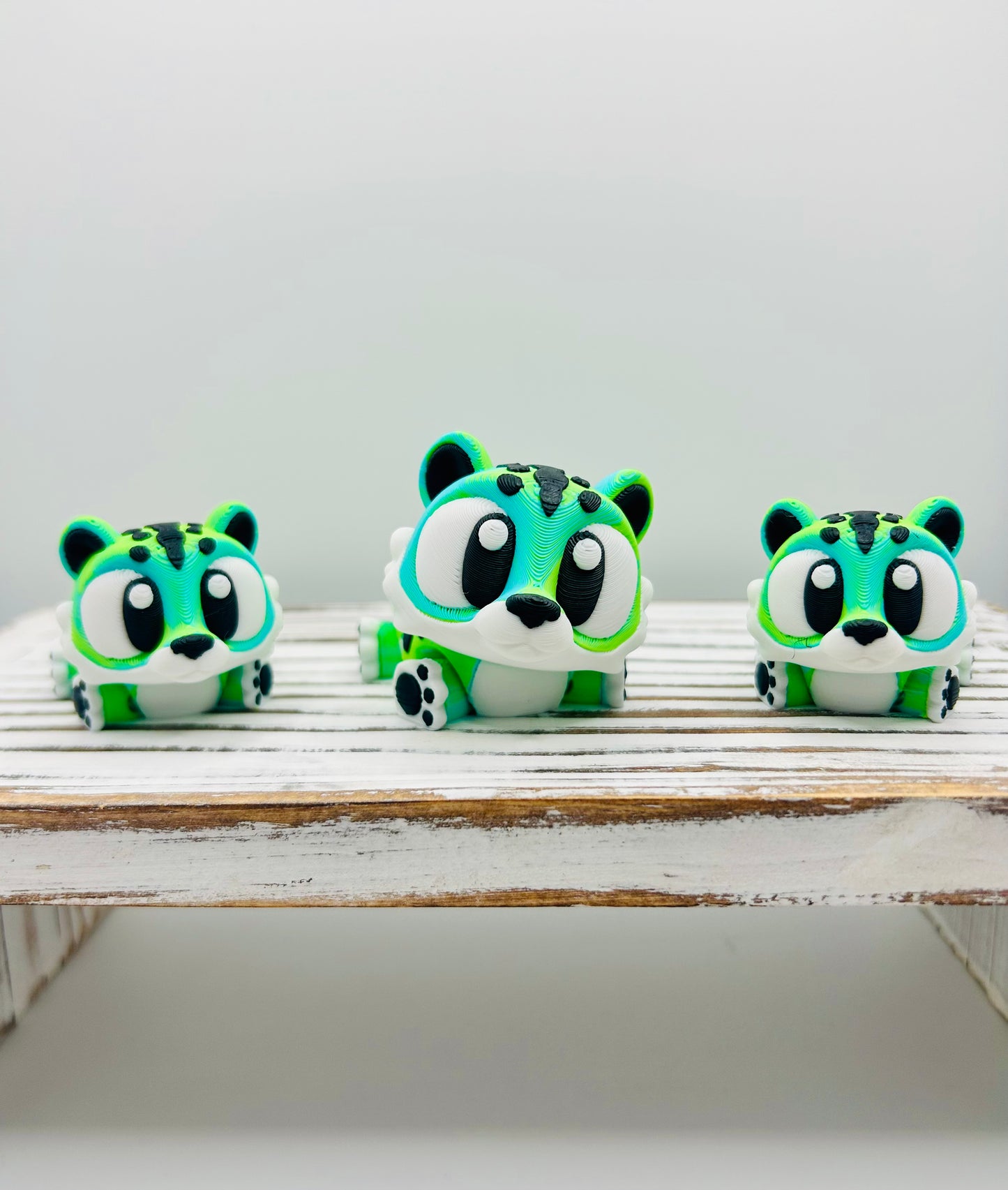 3D Printed Articulated Tiger / Snow Leopard: Articulated Fidget Toy / Desk Pet (BIG CAT EDITION)