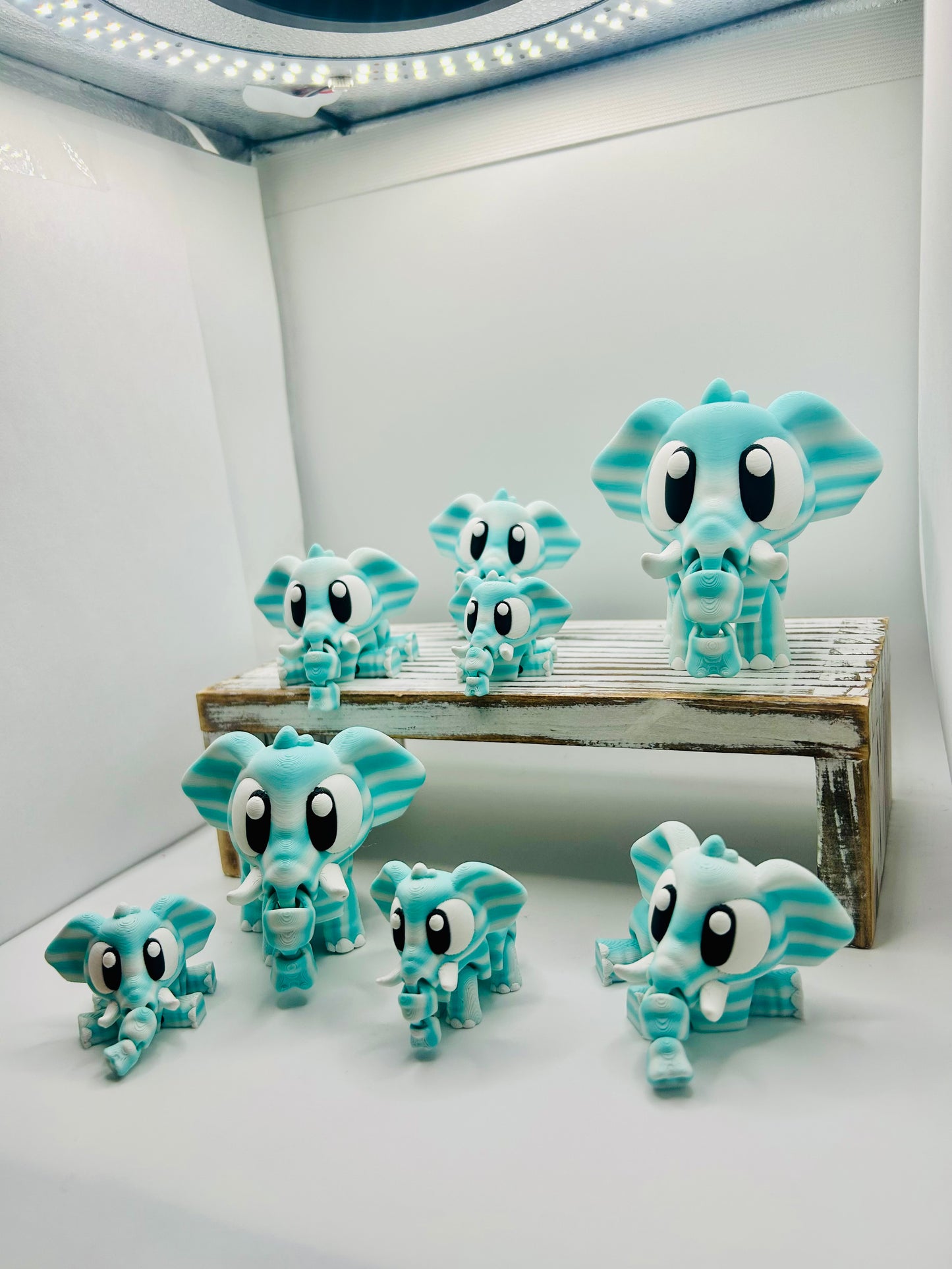 3D Printed Elephants - Articulating Toy / Desk Pet