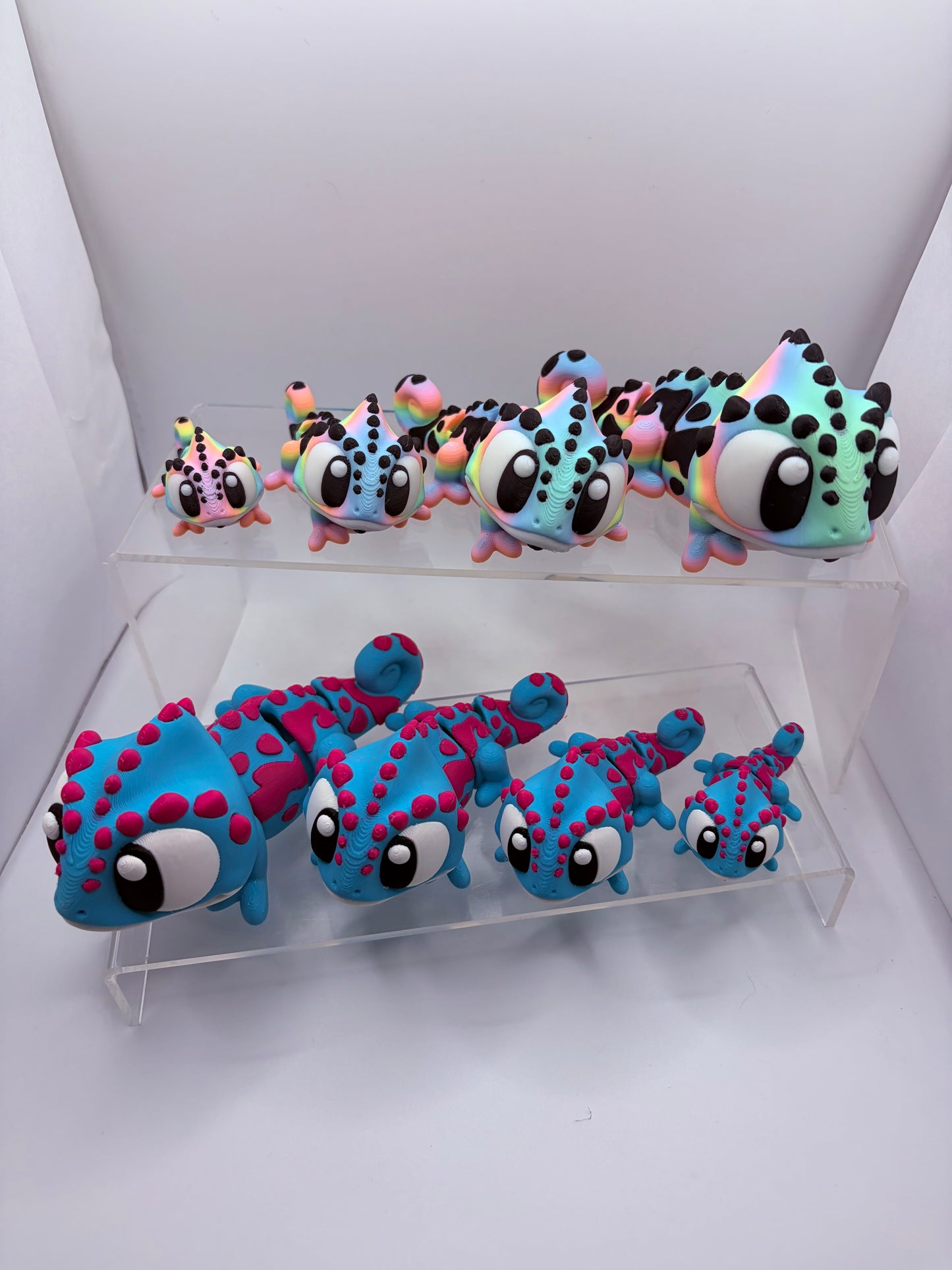 3D Printed Chameleons - Articulating Toy / Desk Pet