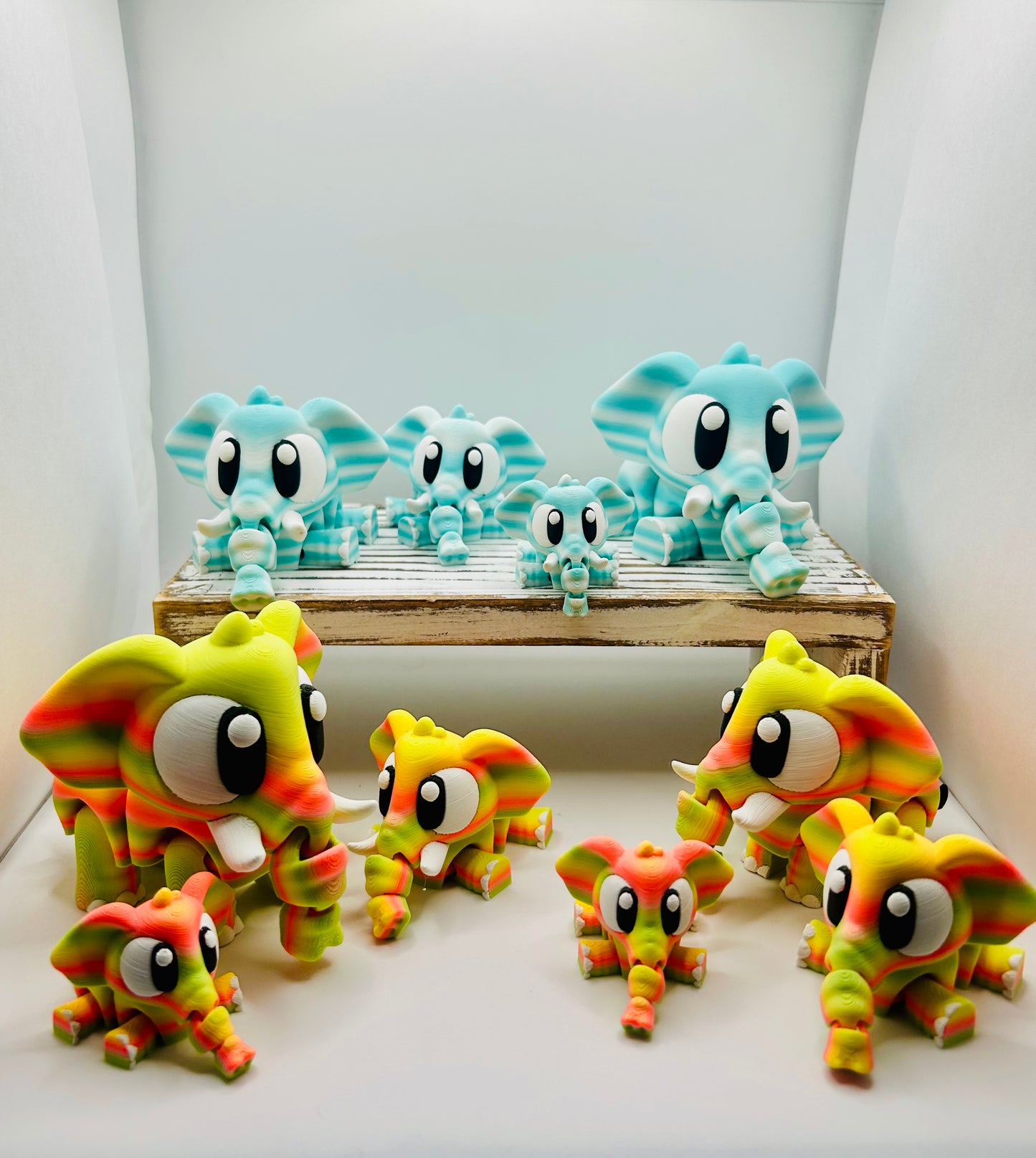3D Printed Elephants - Articulating Toy / Desk Pet